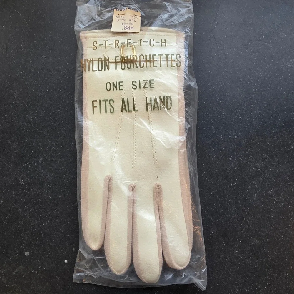 NEW 1960s Faux Leather Gloves OS Cream Vinyl Nylon Stretch Buckle Vintage Japan
